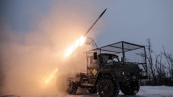 Un ataque ucraniano deja 6 muertos y 37 heridos tras atacar una fábrica en Briansk, Rusia