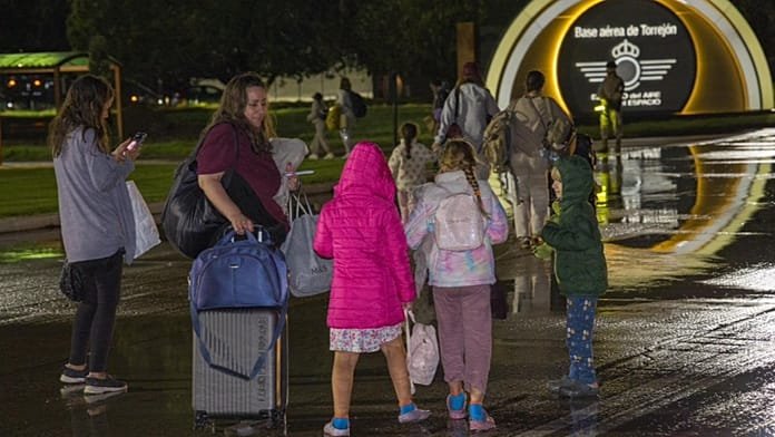 Un avión militar llega a España con 250 evacuados de Oriente Medio por la tensión en la región