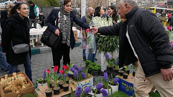Nowruz en Teherán, los mercados se llenan pese a los bombardeos aéreos