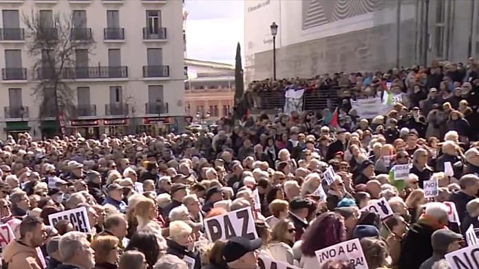 Hasta 150 protestas contra la guerra sacan a miles de personas a las calles de España este sábado