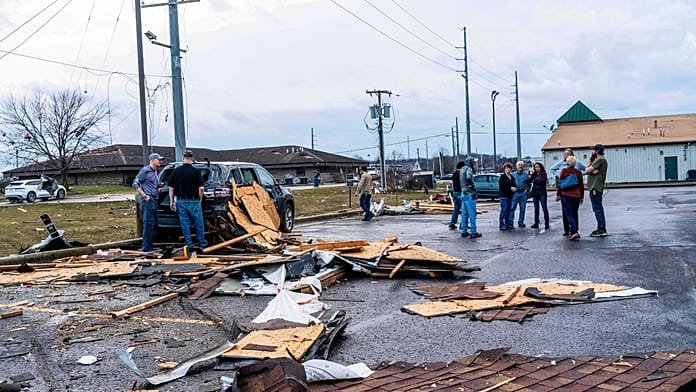 Un tornado en Míchigan deja 3 muertos y varios heridos mientras fuertes tormentas azotan la región