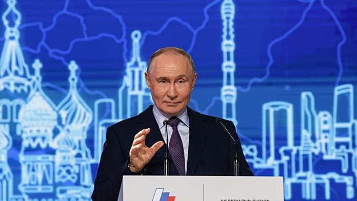 Putin invita a las empresas rusas a "contribuir a la guerra"