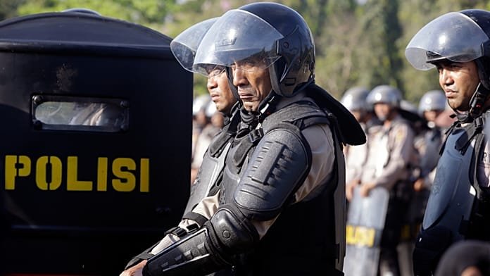 3 europeos detenidos en Bali por producir y distribuir pornografía