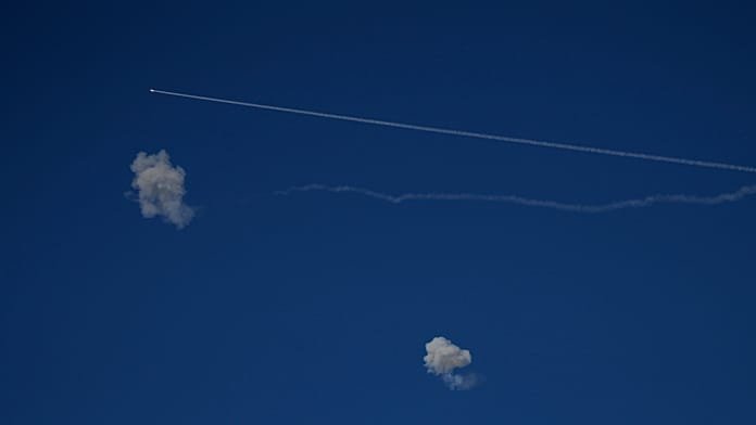 La OTAN intercepta un misil balístico iraní que entró en el espacio aéreo de Turquía