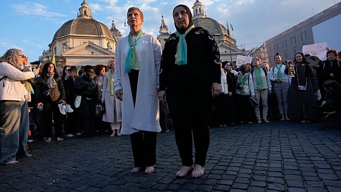 La marcha por la paz reúne a madres palestinas e israelíes en Roma