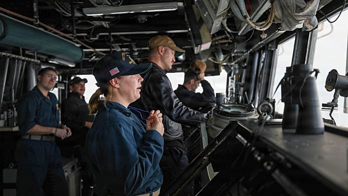 Más de 30 buques iraníes han sido hundidos hasta ahora, según Estados Unidos