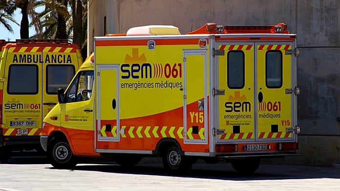 3 menores en estado grave tras una explosión durante un experimento en una escuela de Gerona