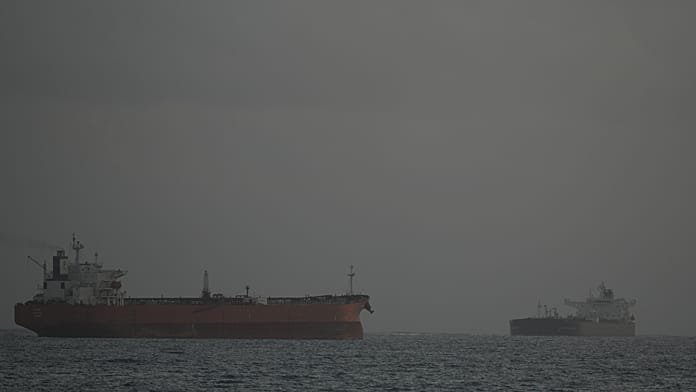 Un petrolero ruso con 100.000 toneladas de crudo llega a Cuba pese al bloqueo de Trump