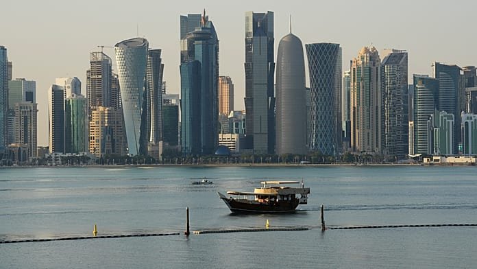 Qatar repele un ataque nocturno de Irán y anuncia evacuaciones preventivas
