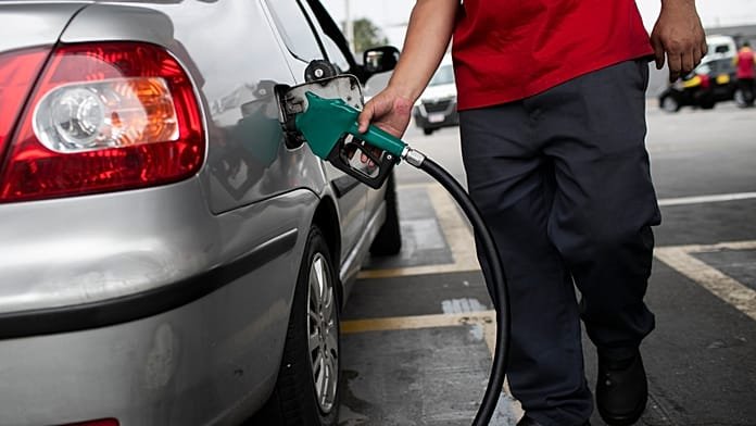 La gasolina se encarece un 18,9% y el diésel un 31,1% en España tras 3 semanas de guerra en Irán