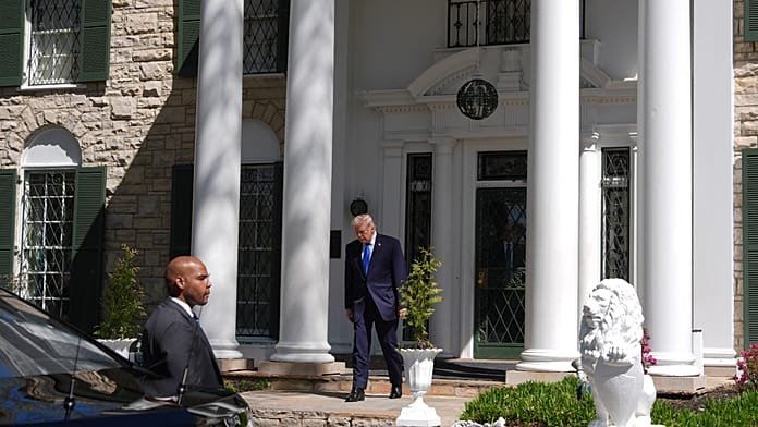 Trump afirma que EE.UU. está "en este mismo momento" negociando con Irán para poner fin a la guerra