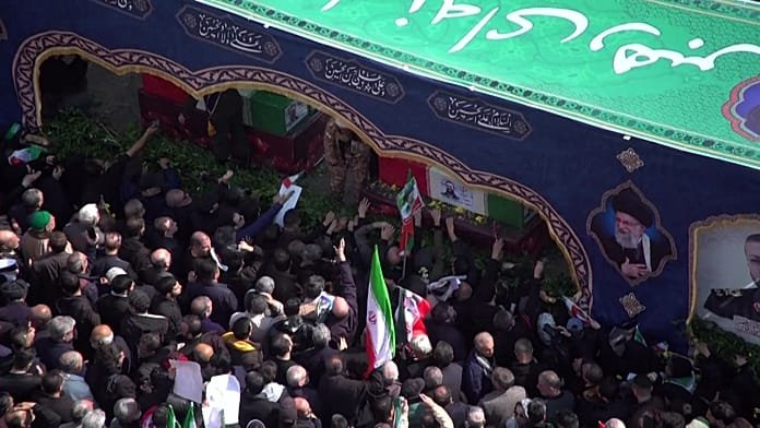 Irán, funeral masivo en Teherán por Larijani y otros cargos muertos en ataques