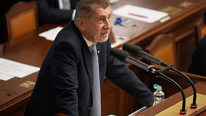 La República Checa reduce su gasto en Defensa y no alcanza el objetivo de la OTAN