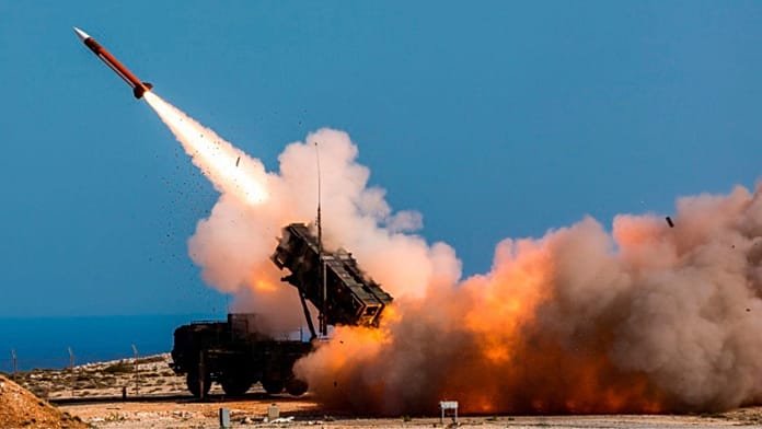 La guerra del futuro: así se combaten los enjambres de drones con tecnología avanzada