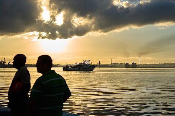 Cuba hace "todo lo posible" por localizar 2 embarcaciones de la flotilla humanitaria desaparecidas