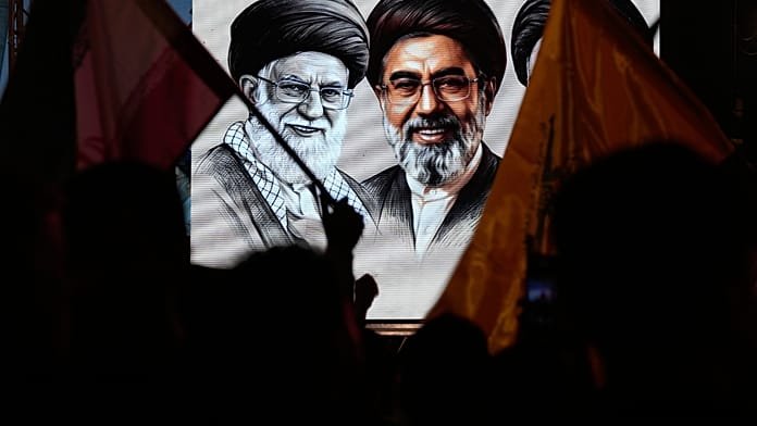 Informes de la inteligencia estadounidense señalan que Mojtaba Jamenei es gay