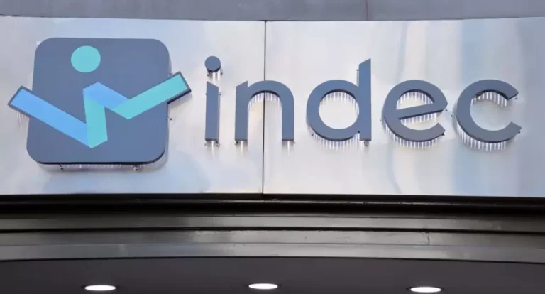 La economía en máximos y la recaudación en mínimos