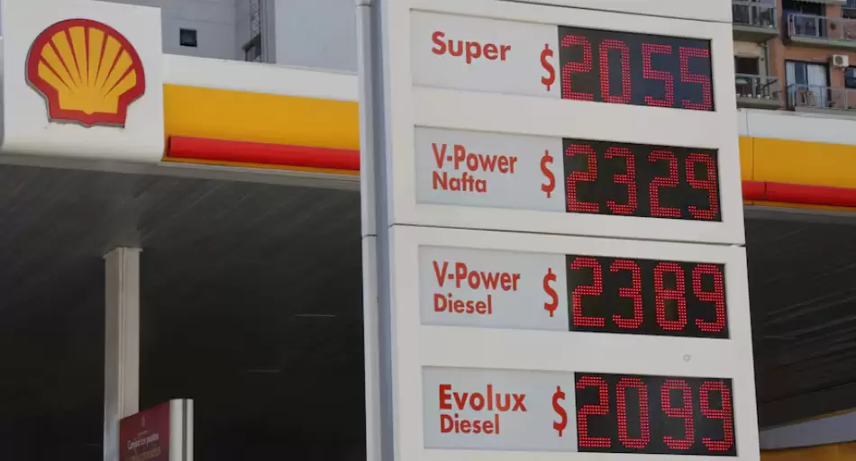 Inflación se recalienta: la nafta mete presión y consultoras ya ven marzo arriba de 3%