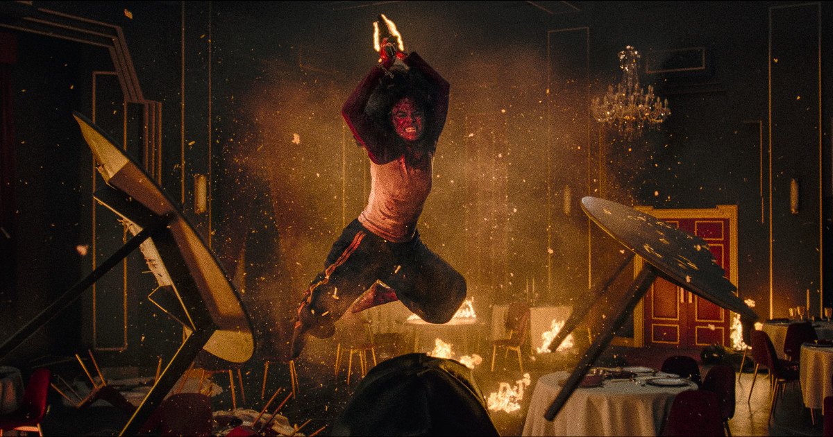 Te van a matar, con un actor de Harry Potter, empieza bárbara pero termina horrible