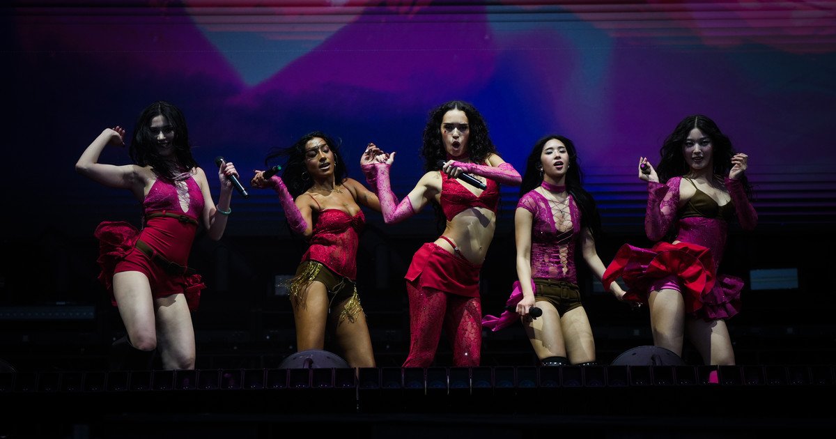 Lollapalooza 2026: Katseye tocó por primera vez sin Manon y fueron ovacionadas por sus fans