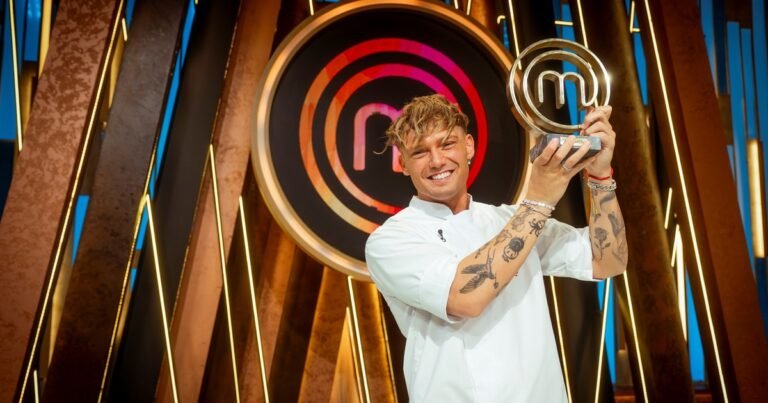 Las confesiones de Ian Lucas, flamante ganador de MasterChef Celebrity: habla de su familia, de por qué no le gusta llorar en público, de los piropos que le dicen las señoras y de Evangelina Anderson