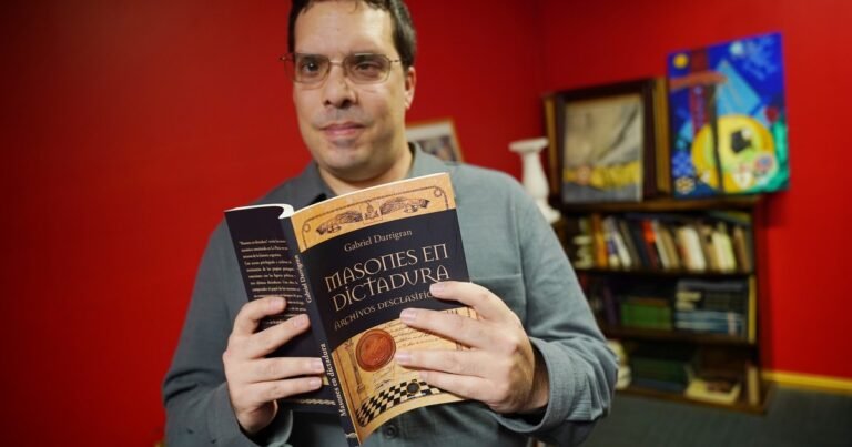 Masonería y dictadura: un libro revela redes de poder, tensiones y vínculos ocultos en la Argentina