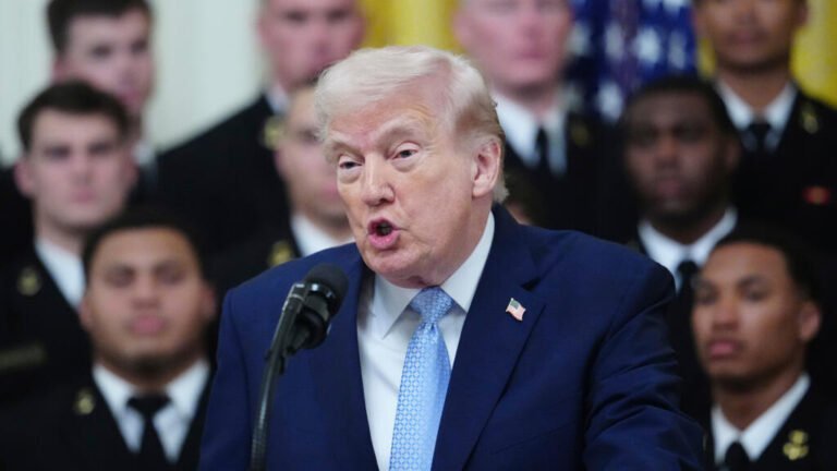 ¿Reducir o escalar las operaciones en Irán?: las señales cruzadas de Trump sobre la guerra