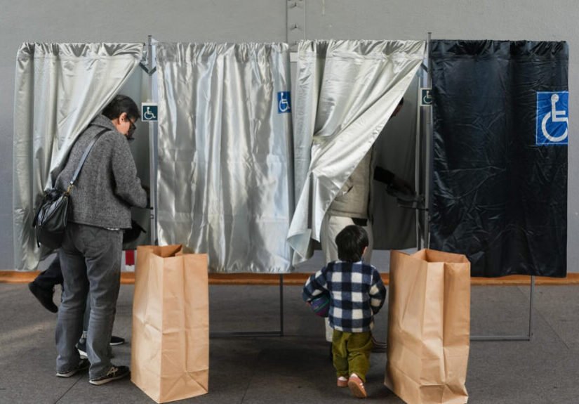Una Francia inclinada a los extremos define 1.500 cargos en segunda vuelta de elecciones municipales