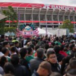 Reapertura fría y con tragedia para el estadio Azteca, sede de la inauguración mundialista