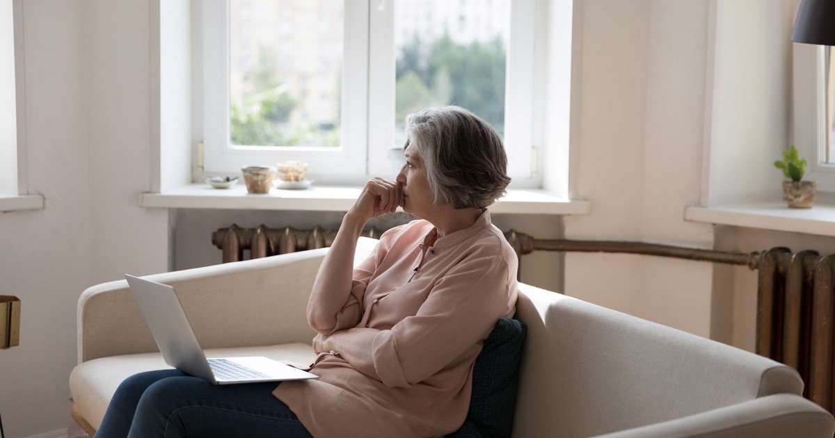 Un psicólogo explica por qué "nos preocupamos de más" y cómo apagar el ruido mental