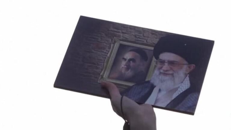 Entre llanto y celebraciones: el mundo reacciona a la muerte del ayatolá Ali Jamenei