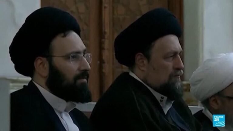 ¿Quiénes son los dos favoritos para asumir el cargo de ayatolá de Irán?