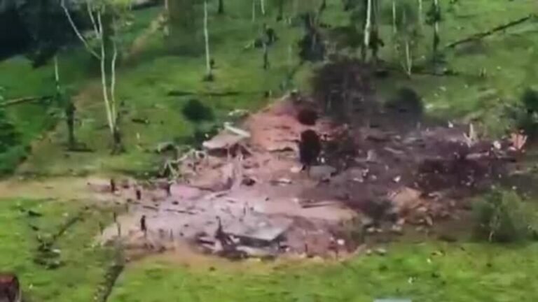 Ecuador y EE. UU. lanzan operativo contra disidencias de las FARC y destruyen campamento