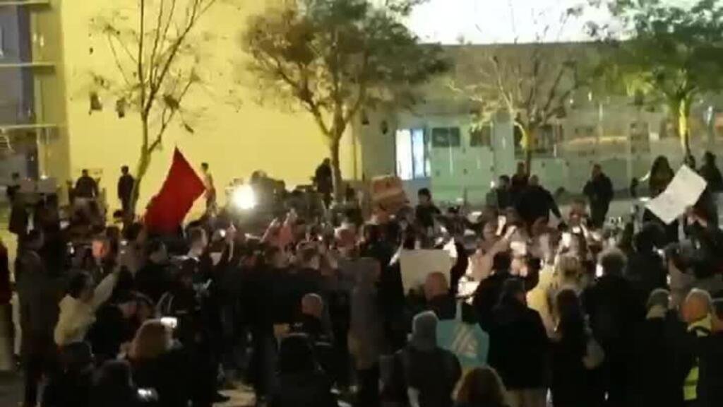 Israel: mientras unos protestan contra la guerra en Irán otros dan apoyo masivo a Netanyahu