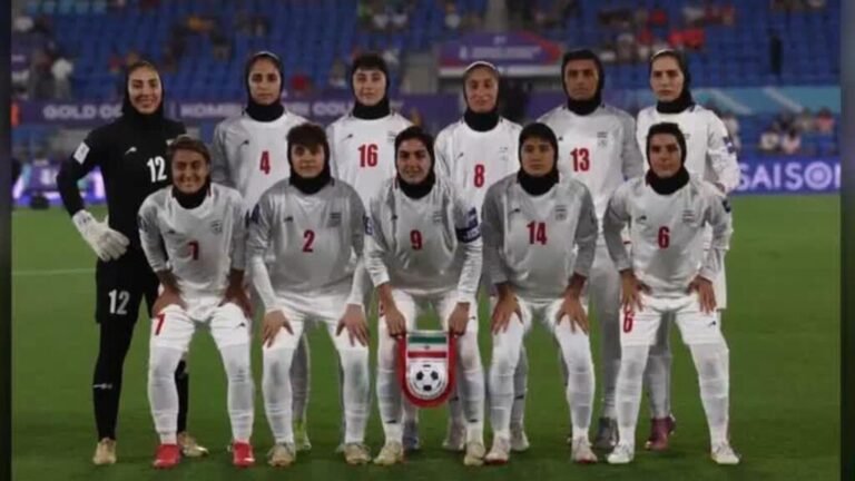 Jugadora de fútbol iraní desiste de asilo en Australia