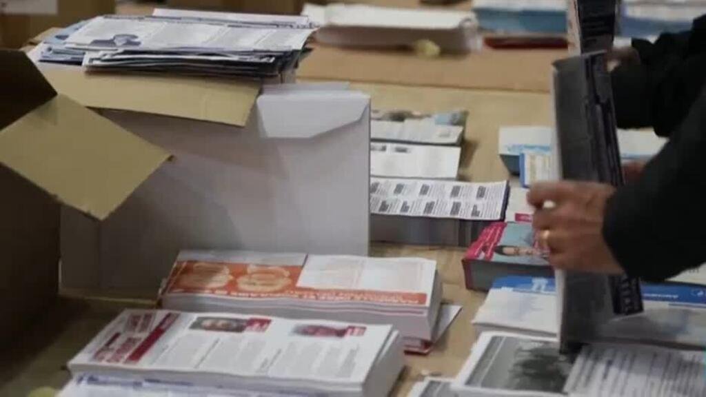 Francia se alista para renovar alcaldes y consejeros municipales