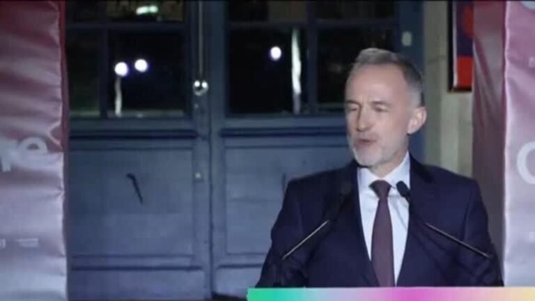 Municipales en Francia: socialistas mantienen grandes ciudades como París y Marsella