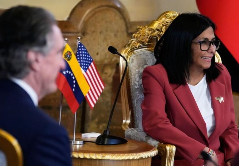 Estados Unidos y Venezuela acuerdan reanudar formalmente sus relaciones diplomáticas y consulares