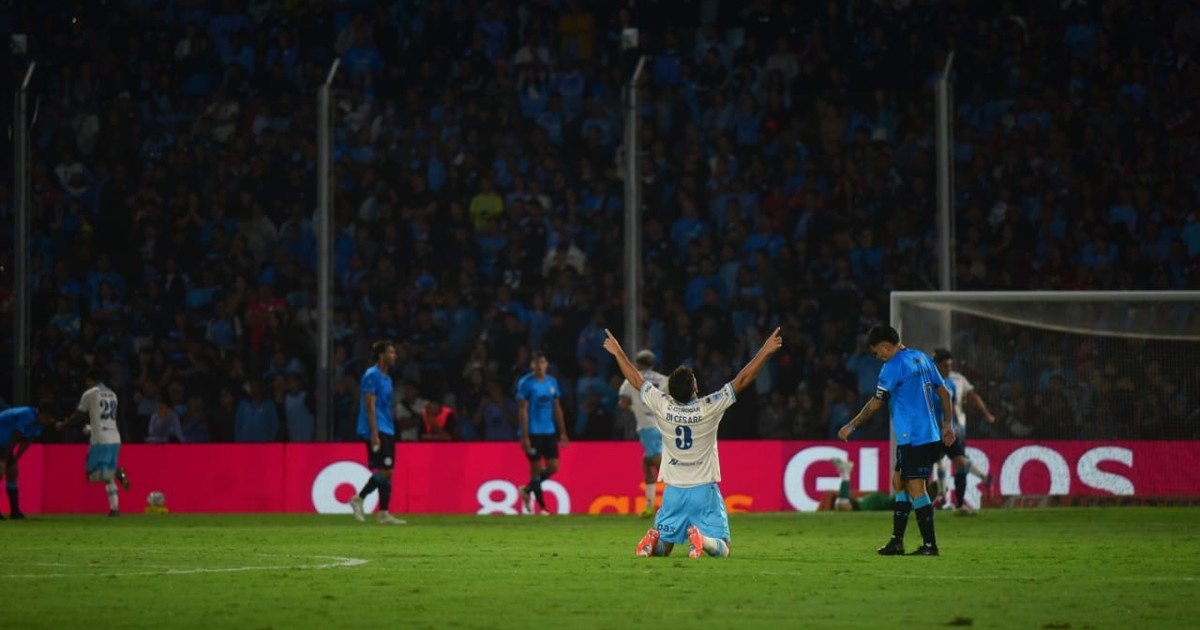 Así quedaron las tablas del Torneo Apertura 2026: Lanús y Defensa se acercan a Vélez, Racing trepa y el Rojo se queda