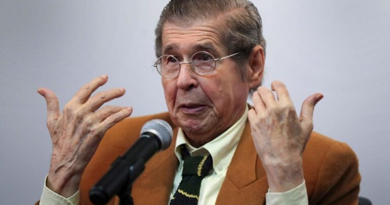 Murió el escritor peruano Alfredo Bryce Echenique, autor de "Un mundo para Julius"