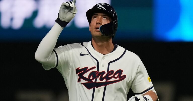 ¿Por qué Shay Whitcomb puede jugar para Corea en el Clásico Mundial de Béisbol 2026? La regla de "oro" que permite al infielder de los Astros emular el caso de Lars Nootbaar