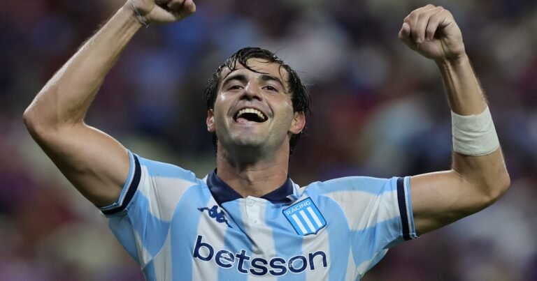 En Racing preocupa el malestar de Santiago Sosa, que le reclama a Diego Milito una mejora de su contrato