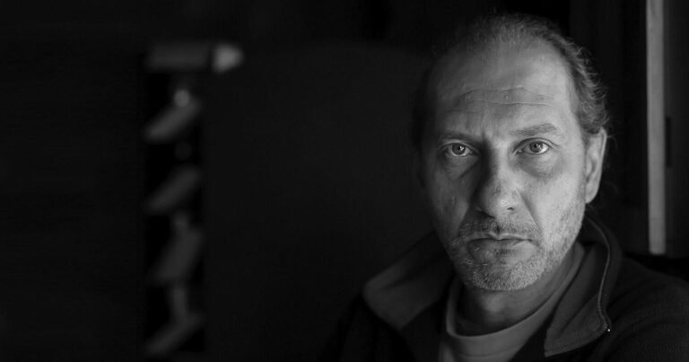 Luis Sagasti: “Mi modo de escribir es mi manera de estar en el mundo”