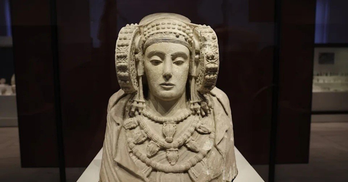 ¿Cómo logró España que Francia le devolviera la Dama de Elche durante la Segunda Guerra?