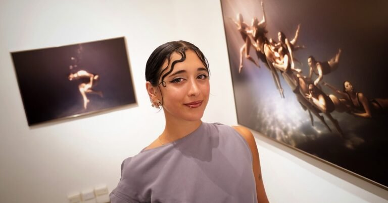 Delfina Pignatiello debutó como fotógrafa con ‘Ninfas’ en una galería de Buenos Aires