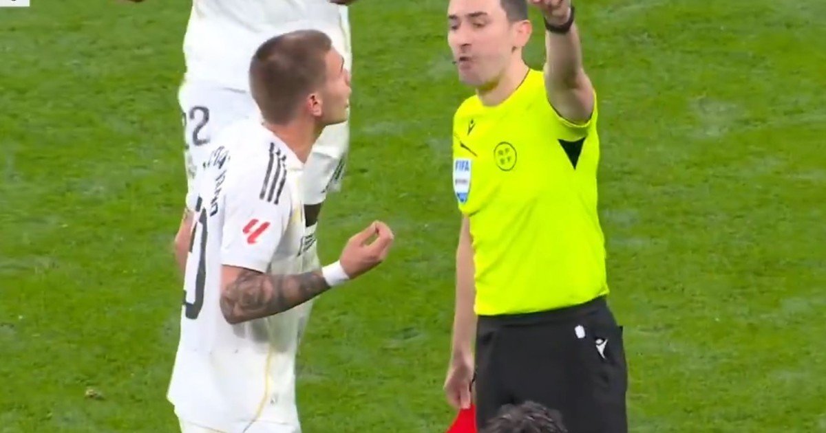 Franco Mastantuono fue sancionado con dos fechas de suspensión en Real Madrid: el informe cita "menosprecio y desconsideración" al árbitro