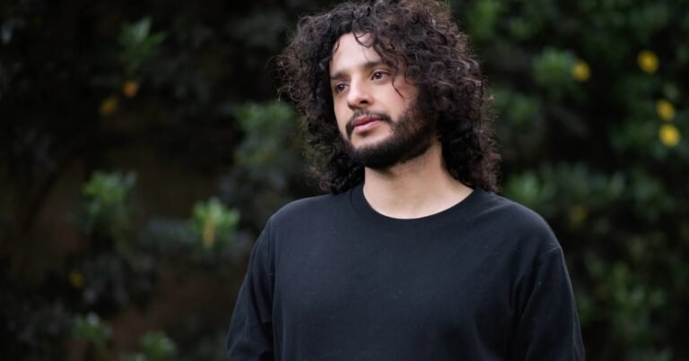 Viajar por México y sobrevivir a las ausencias: Carlos Ferráez presenta ‘Mapas inútiles’