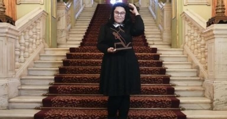 La escritora mexicana Elma Correa ganó el Premio Biblioteca Breve 2026