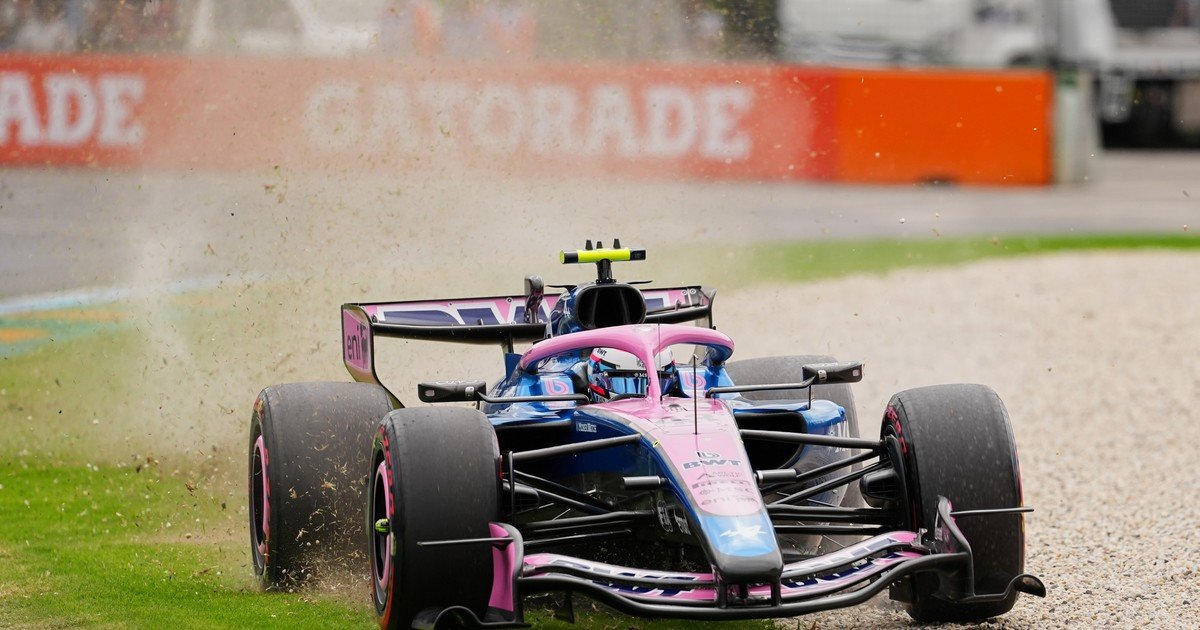 Franco Colapinto largará 16° el GP de Australia, donde Max Verstappen sufrió un choque impensado en Q1 y Mercedes hizo el 1-2