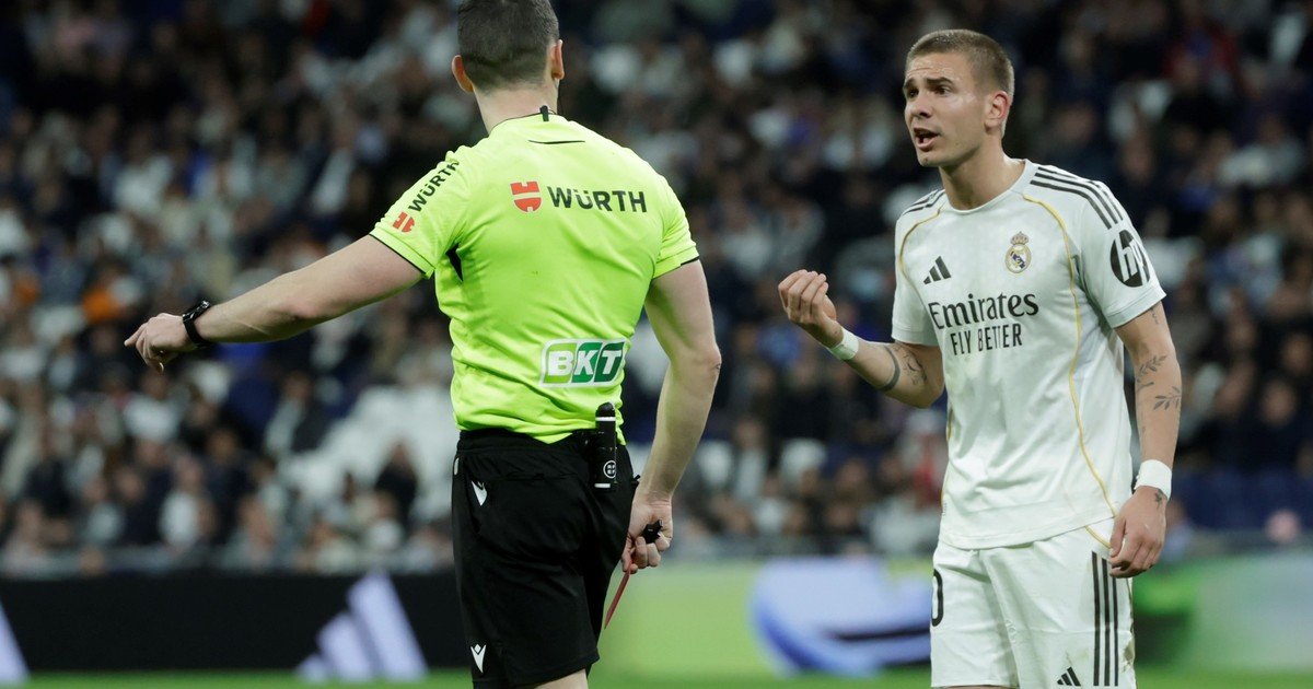 Todos contra Mastantuono: las críticas del DT y de la prensa española que lo calificó con un "1" tras ser expulsado en la derrota del Real Madrid